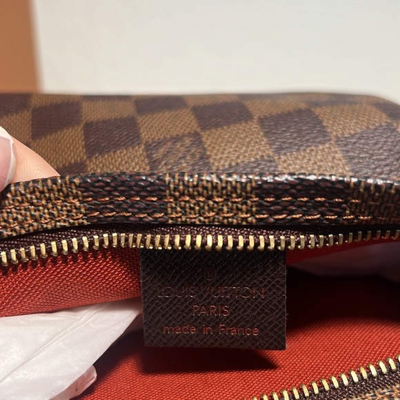 Authentic Louis Vuitton Damier Ebene Trousse Make Up Bag Pochette - Picture 4 of 9